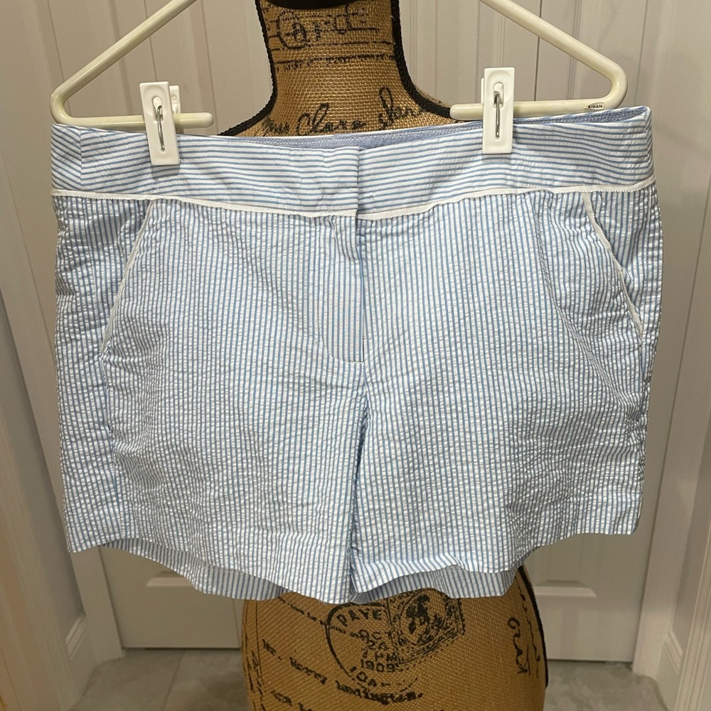 Southern Tide Seersucker Light Blue Striped Women's Shorts